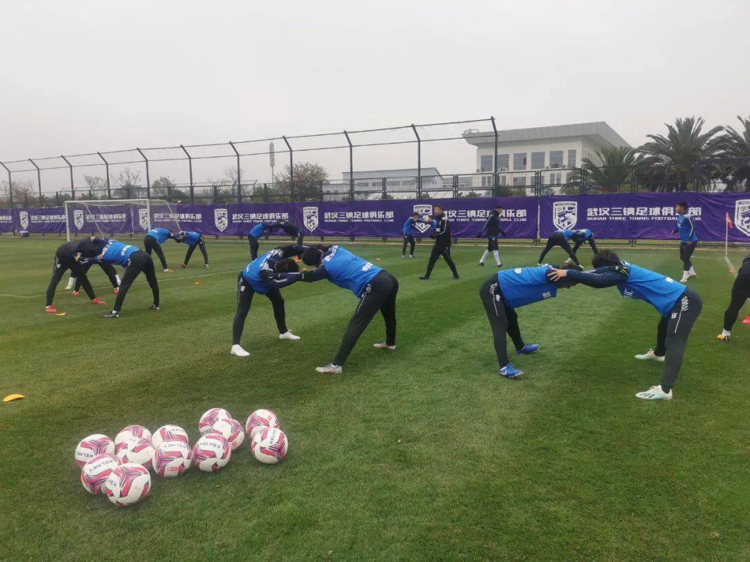 
武汉赛区申办中甲 三镇有望主场作战：3377官网(图6)