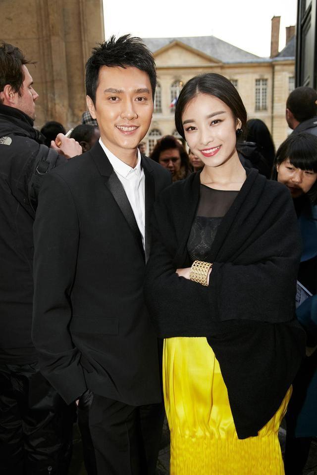 3377app:
NBA球星卡最早只不外是香烟的赠品 如今却价值不菲动辄百万(图2) 3377官网