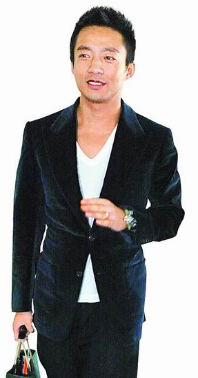 【3377app】堡垒之夜停止标志在哪里 装备灵狸服装摧毁停止标志(图2)